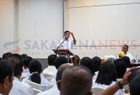 Bodewin Wattimena Pidato dihadapan Kepala Sekolah SD,SMP Sekota Ambon