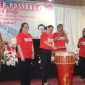 Ny.Maya Baby Lewerissa Ketua TPP-PKK Provinsi Maluku Membuka secara resmi acara temu Kader se-Kota Ambon di Ball Room MCM Ambon (Foto:SS)