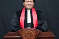 KETUA SINODE GPM - Pdt. Elifas Tomix Maspaitella