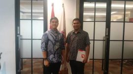 Bro Ketum PSI Kaesang Pangarep (kiri) & Bro Ketwil PSI Maluku Roni Vanath