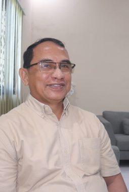 PIN Ijazah Alumni Polnam Terkendala Sistem Pusat, Mairuhu Desak Pusdatin