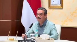 Gubernur Maluku Hendrik Lewerissa dalam pembukaan Training Raya HMI secara daring dari Jakarta (Foto: Dok.Malukuprov)