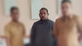 Helmy Laisatamu bersama Dua orang Penyidik dari Inspektorat Kota Ambon, saat dikunjungi, Senin 8 Desember 2025