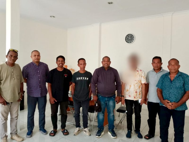 Masyarakat Adat Negeri Hative Besar Bersama Pemeriksa dari Inspektorat Kota Ambon